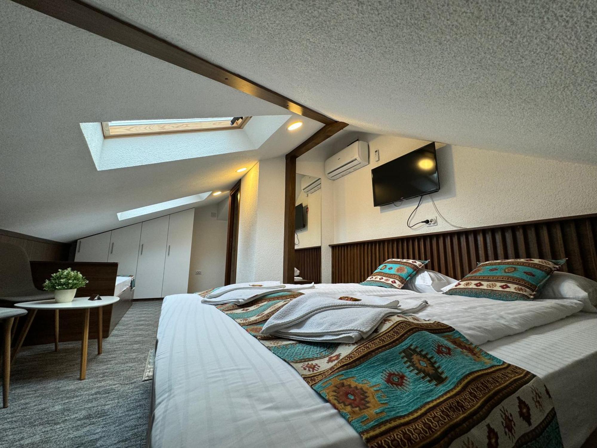 Apartments Han Alifakovac-SJJ Esterno foto